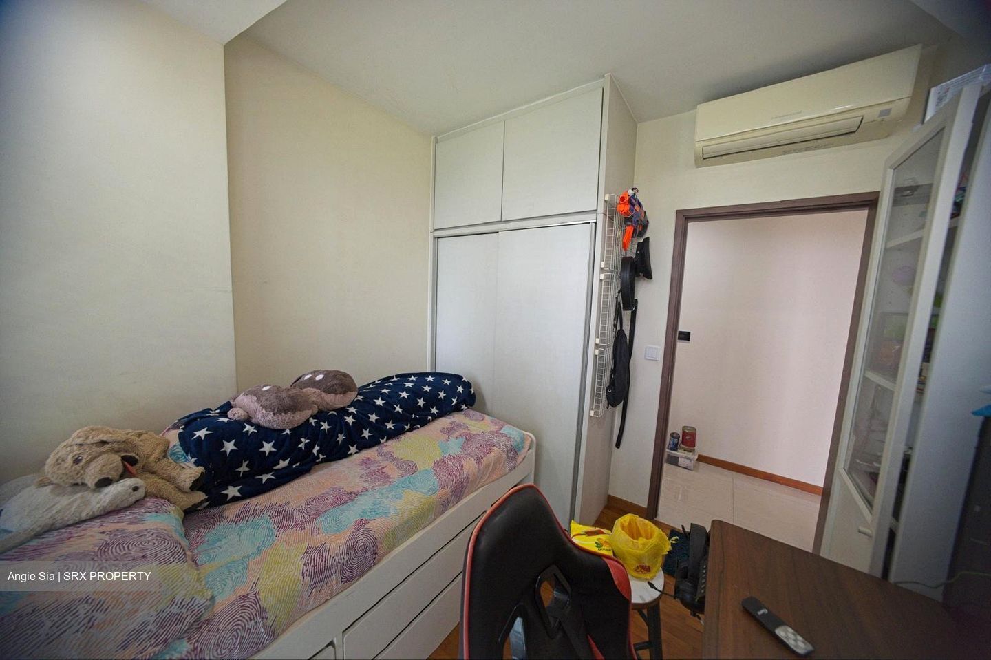 1 Canberra (D27), Condominium #547522431